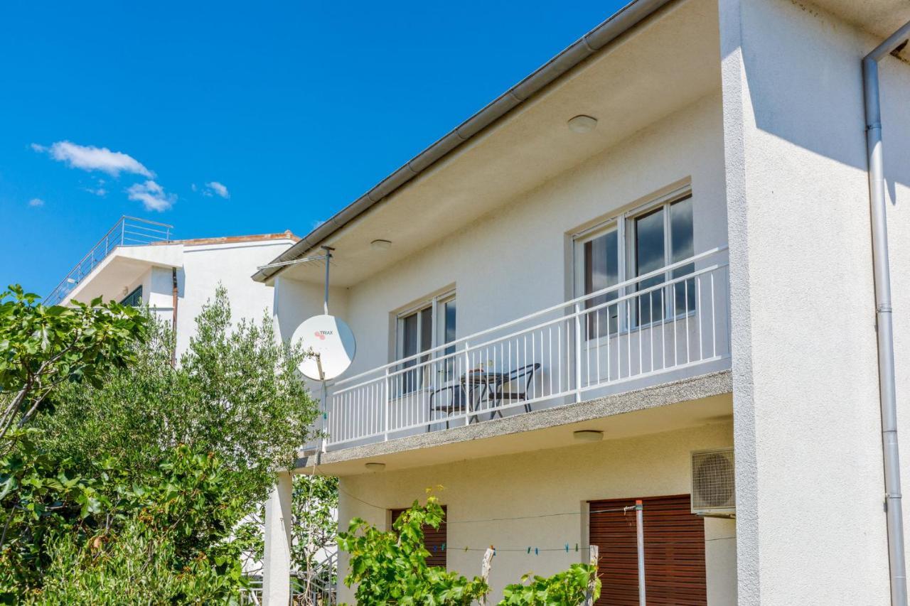 Azur Novi Vinodolski Exterior photo